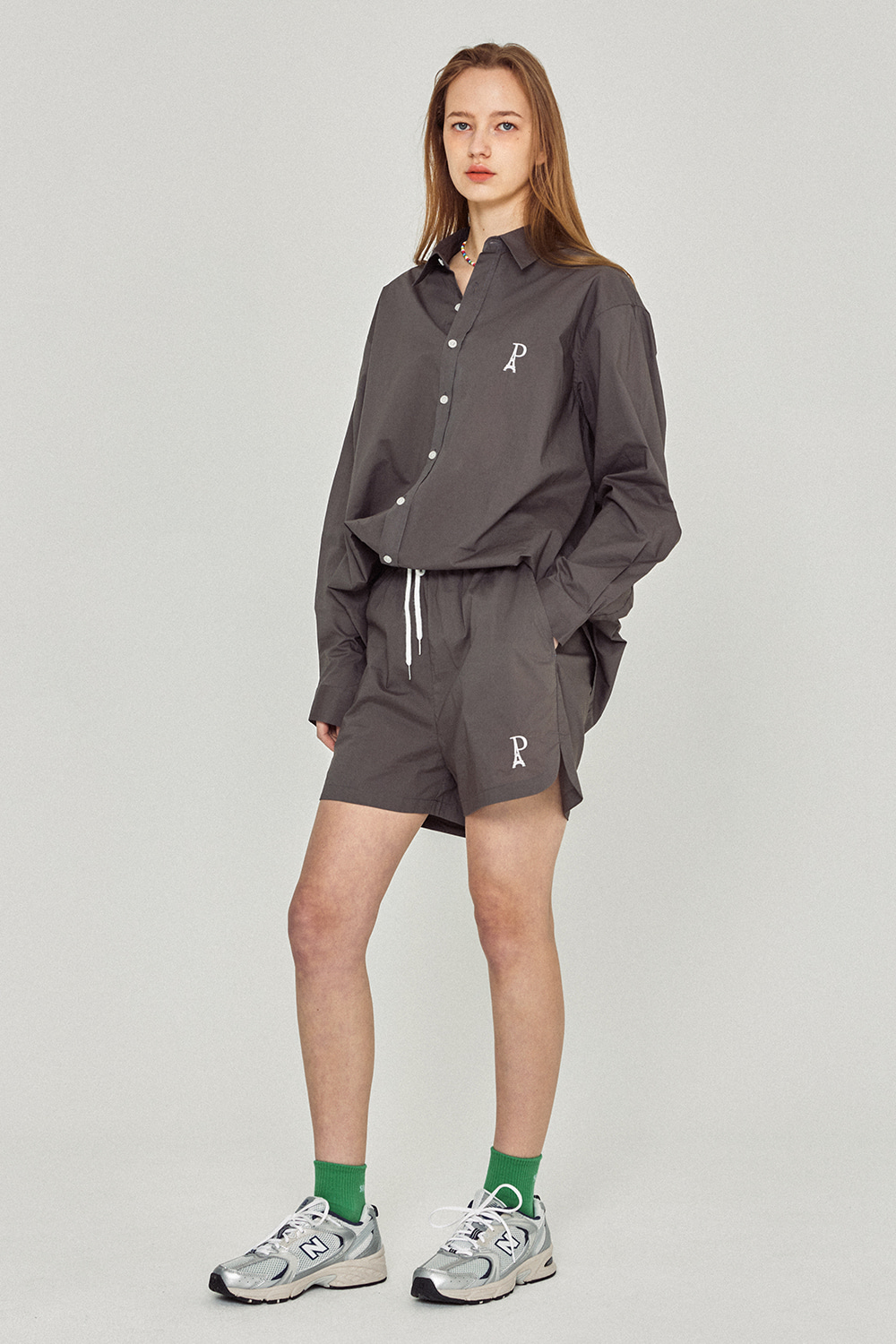 류이서착용 (WOMEN) Vanoise Shorts_Grey